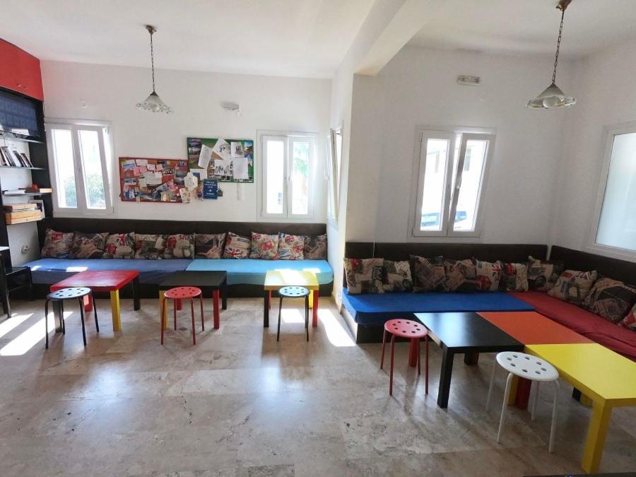 Fira Backpackers Place Eksteriør bilde
